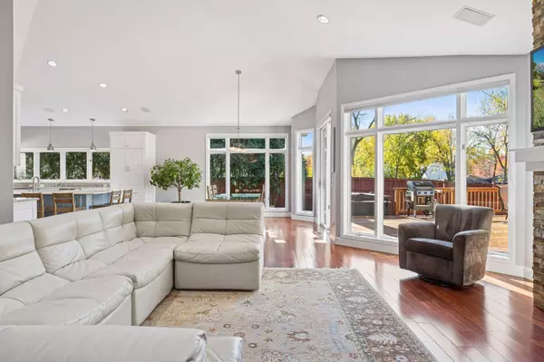 Plymouth, MN 55447,445 Niagara LN N