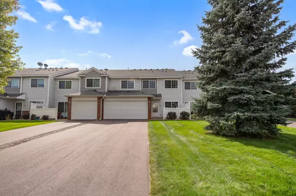 6460 158th ST W, Apple Valley, MN 55124