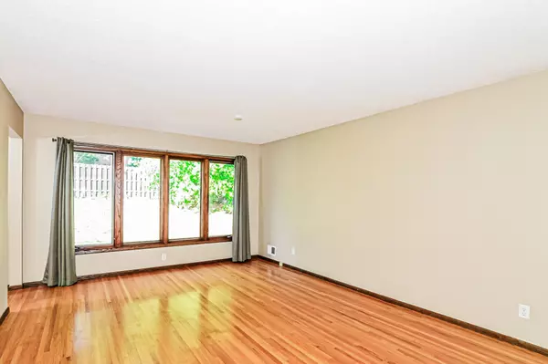 Bloomington, MN 55437,4708 W 102nd ST