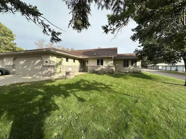 Paynesville, MN 56362,421 South ST