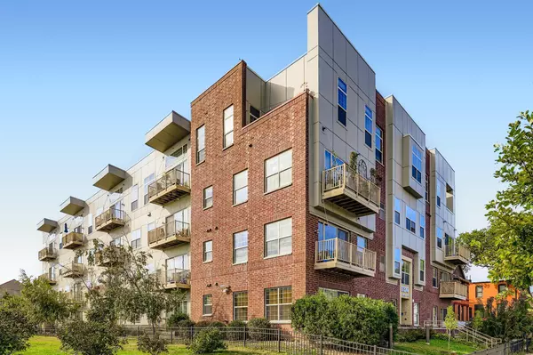 Minneapolis, MN 55408,3310 Nicollet AVE ##109