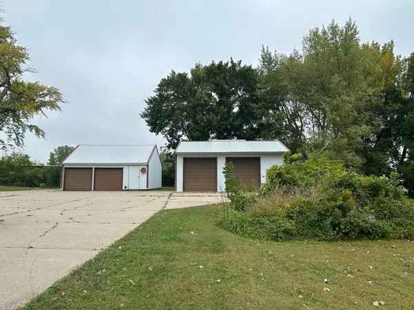 Hutchinson, MN 55350,321 Highway 7 E