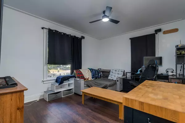 Janesville, MN 56048,301 S Main ST