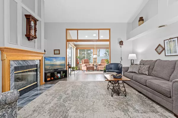 9055 Prairieview LN N, Champlin, MN 55316