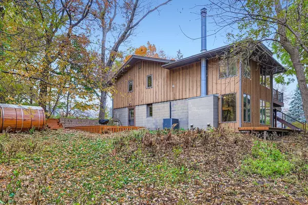 Arden Hills, MN 55112,3333 Lake Johanna BLVD