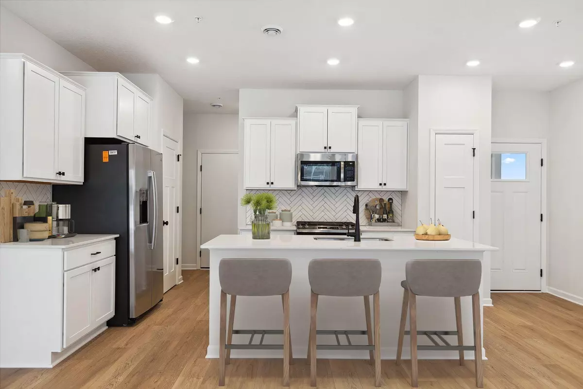 Rogers, MN 55374,23199 Creekview CT