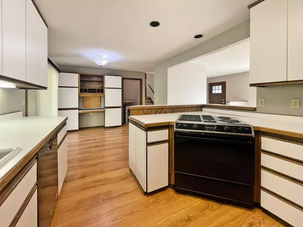 Apple Valley, MN 55124,12940 Exley AVE