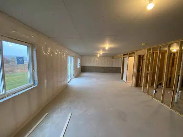 North Branch, MN 55056,37583 Greenwich CT