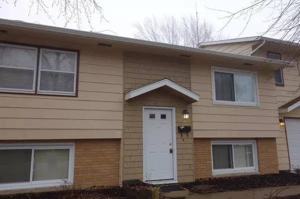 Owatonna, MN 55060,1801 Linn DR