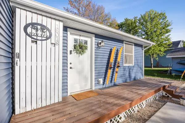Buse Twp, MN 56537,18018 W Swan View RD
