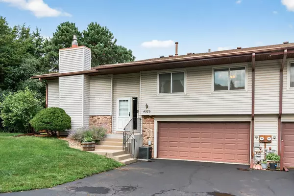 Shoreview, MN 55126,4525 Churchill ST