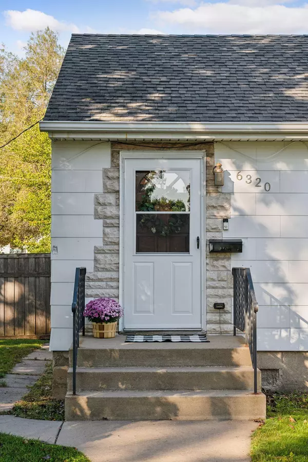 Richfield, MN 55423,6320 1st AVE S