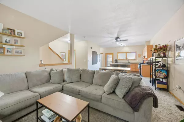 Saint Paul, MN 55107,566 State ST #D