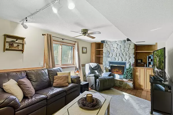 Saint Cloud, MN 56303,5716 Cardinal CT