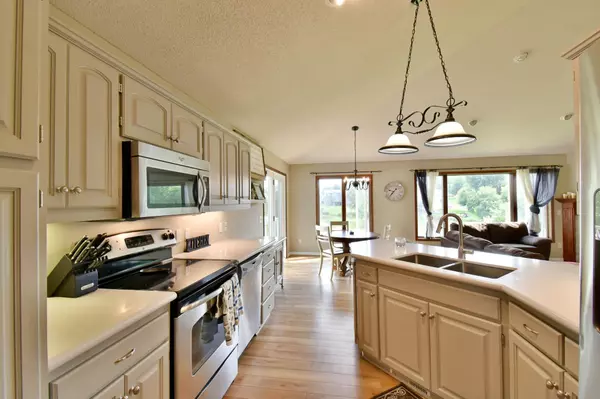 Monticello, MN 55362,2484 Briar Oakes BLVD