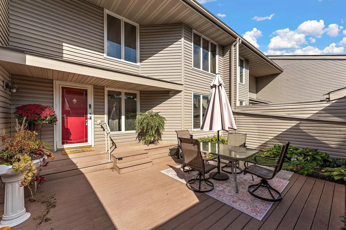 Roseville, MN 55113,437 County Road C W
