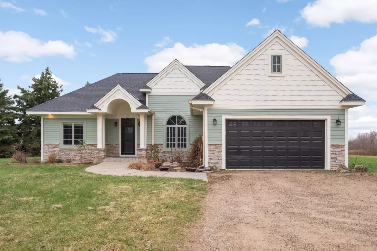 Prescott, WI 54021,W11011 470th AVE