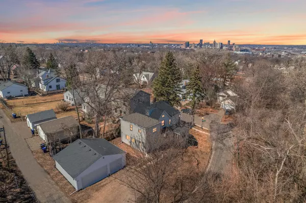 290 Winona ST E, Saint Paul, MN 55107