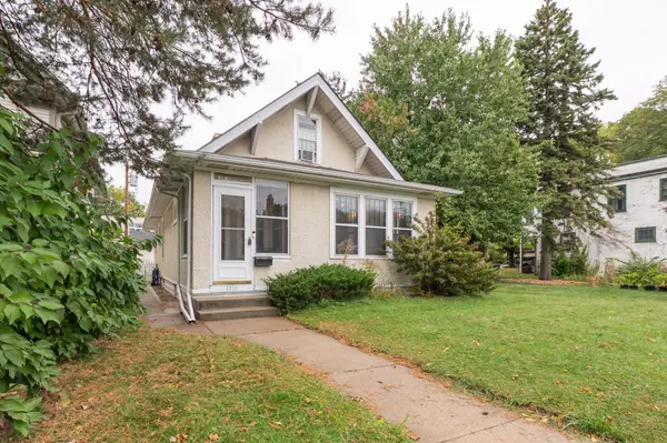Minneapolis, MN 55409,4108 Grand AVE S
