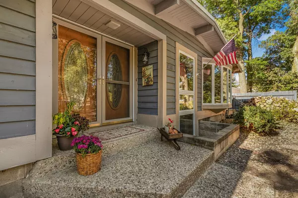 Sauk Rapids, MN 56379,1011 Water AVE S
