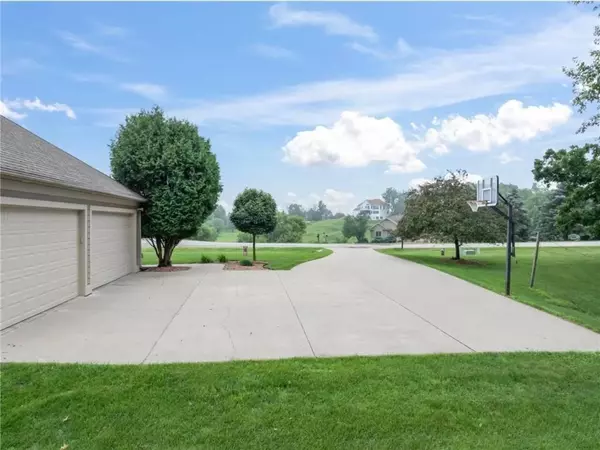 Rochester, MN 55901,1057 Ridge Crest LN NW