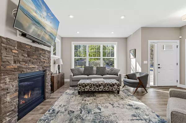 Minnetonka, MN 55345,16816 Excelsior BLVD