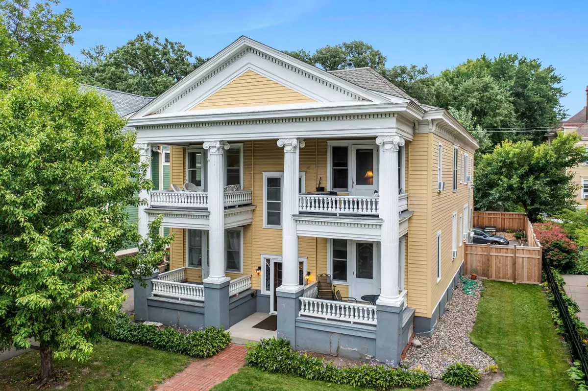 Saint Paul, MN 55102,102 Western AVE N #4