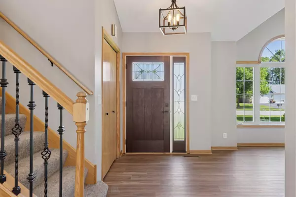 Woodbury, MN 55125,3936 Homestead DR