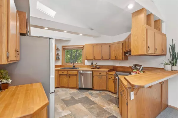 New Hope, MN 55427,8600 Medicine Lake RD