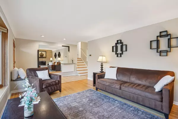 Saint Paul, MN 55108,1237 Hamline AVE N