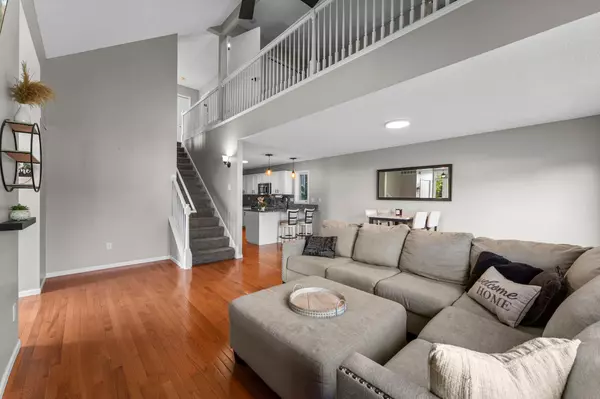 Shakopee, MN 55379,291 Appleblossom LN E