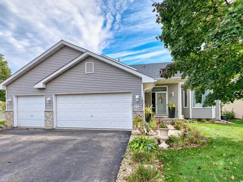 18932 Dunbury AVE, Farmington, MN 55024