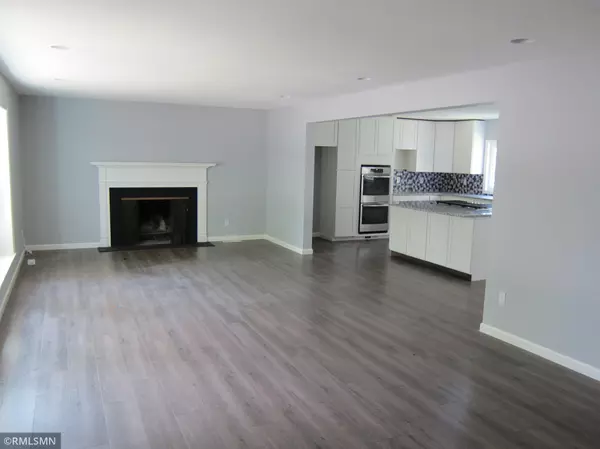 Rochester, MN 55902,633 18th AVE SW