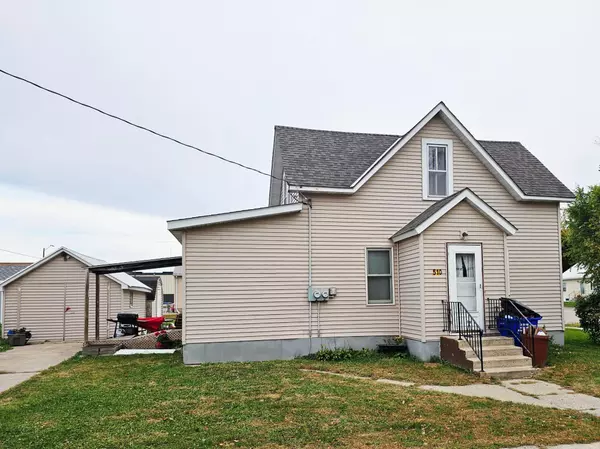 510 Maple ST, Dawson, MN 56232