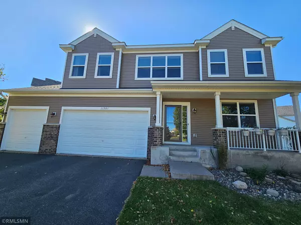 11781 Harvest PATH, Woodbury, MN 55129