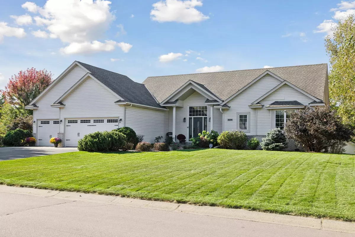 Apple Valley, MN 55124,5040 127th ST W