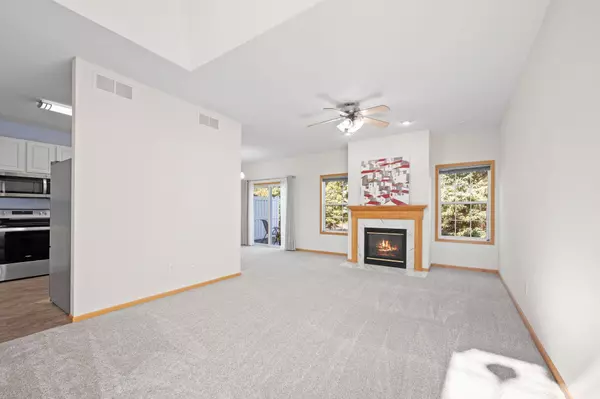 Apple Valley, MN 55124,15334 Floret WAY #58