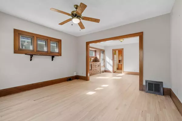 Minneapolis, MN 55406,3428 34th AVE S