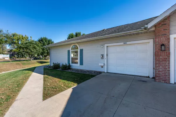 Rochester, MN 55901,1900 Cabernet LN NW