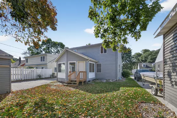 Rochester, MN 55906,808 13th AVE NE