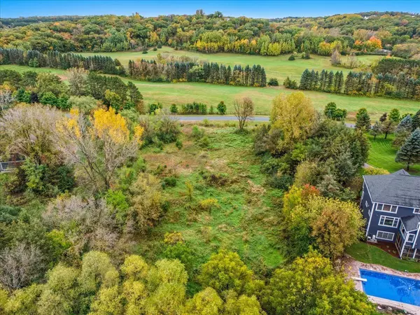 Troy Twp, WI 54016,504 E Cove RD