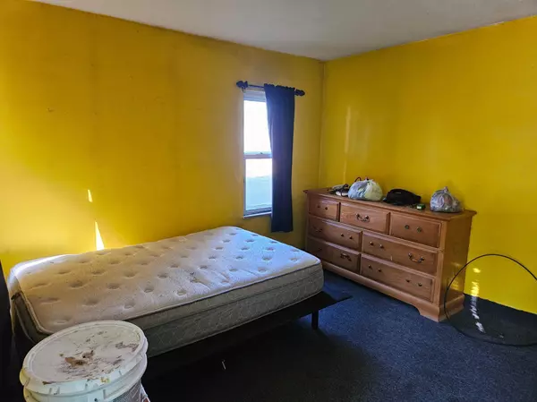 Albert Lea, MN 56007,715 S 1st AVE