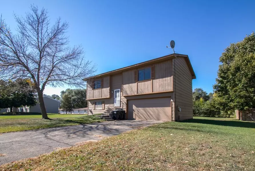 2801 11th AVE, Anoka, MN 55303