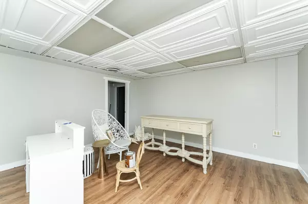 Stewartville, MN 55976,102 Main ST N