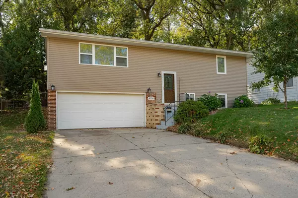 4036 3rd ST NW, Rochester, MN 55901