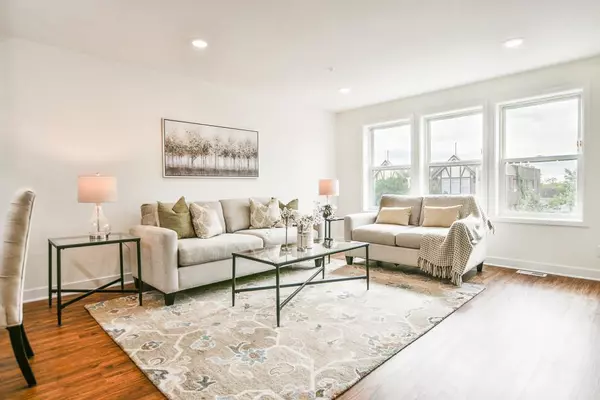 Minneapolis, MN 55411,2604 Golden Valley RD