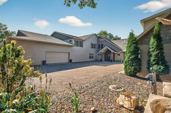 9805 Sharon PL NW, Watab Twp, MN 56367