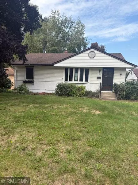 7393 Clayton AVE, Inver Grove Heights, MN 55076