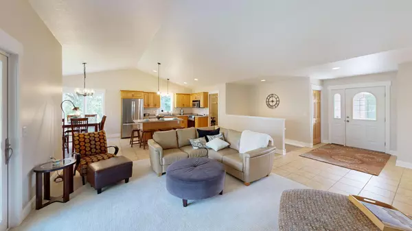 New London, MN 56273,122 Ridge RD