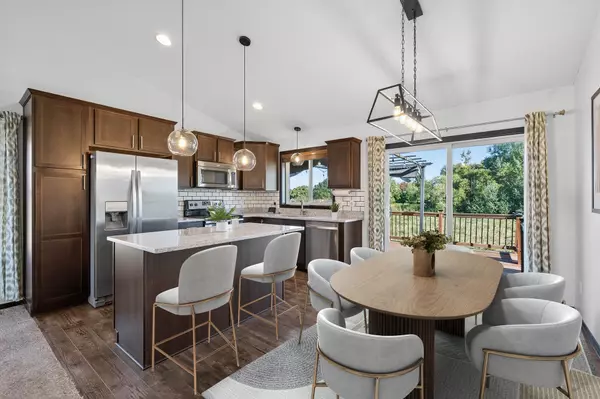 Albertville, MN 55301,10688 51st ST NE